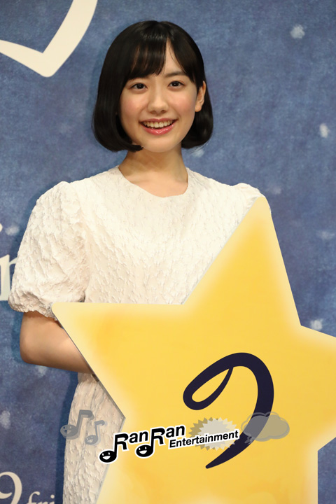 芦田愛菜、“信じる”を力説する一方、猫と話したいです！映画『星の子』完成報告イベント