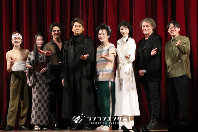 香取慎吾らが、寺山修司の世界を現代に描き出す　音楽劇『テラヤマキャバレー』 が開幕