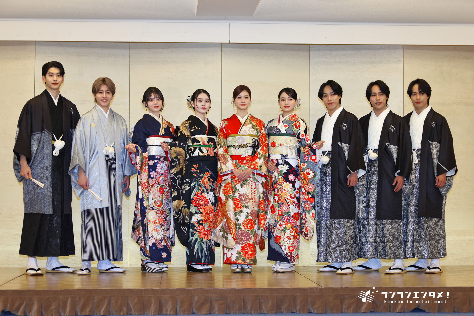 生見愛瑠、髙石あかり、上坂樹里ら、そして初の男性タレント陣も参加！「エイベックス 2026晴れ着お披露目会」