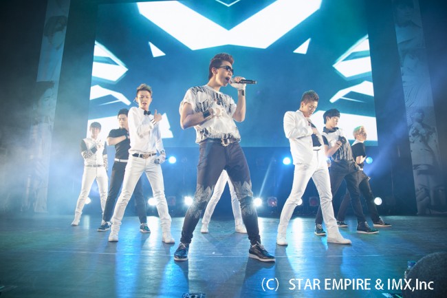 ZE:A 「SPECIAL　MOVIE SHOW with　ZE:A」開催、洗練された姿にファン魅了！