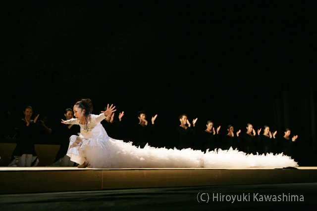 鍵田真由美・佐藤浩希が古典「道成寺」をフラメンコ舞踊と和楽器で綴る、衝撃の舞台公演決定！